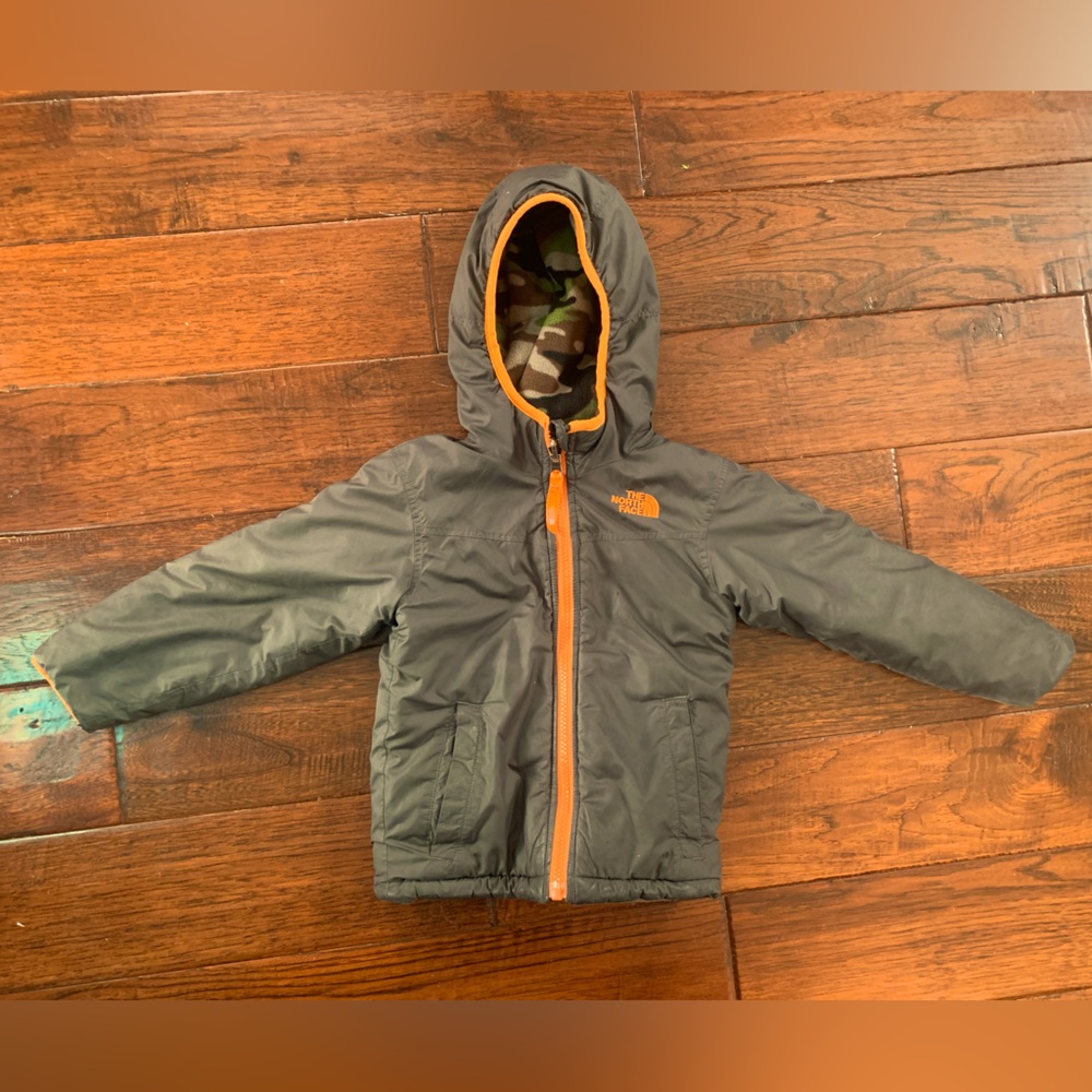 The  north face reversible jacket